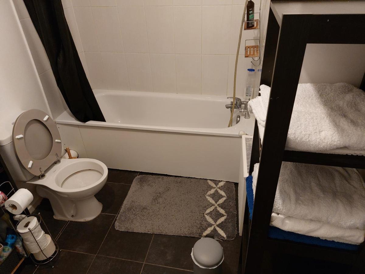 Apparemment Cosy Avec Parking Exterieur Gratuit Appartement Aulnay-sous-Bois Buitenkant foto