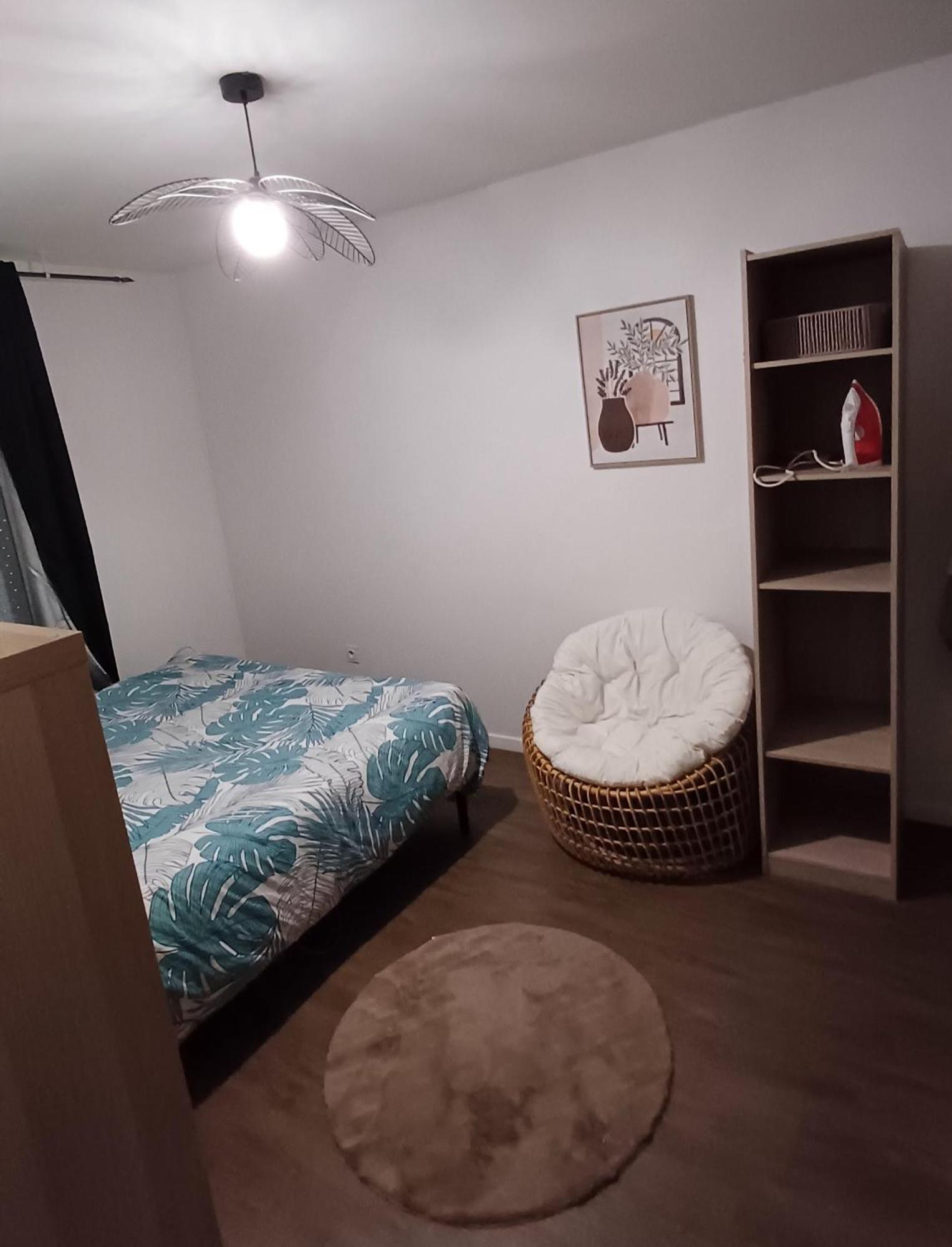 Apparemment Cosy Avec Parking Exterieur Gratuit Appartement Aulnay-sous-Bois Buitenkant foto
